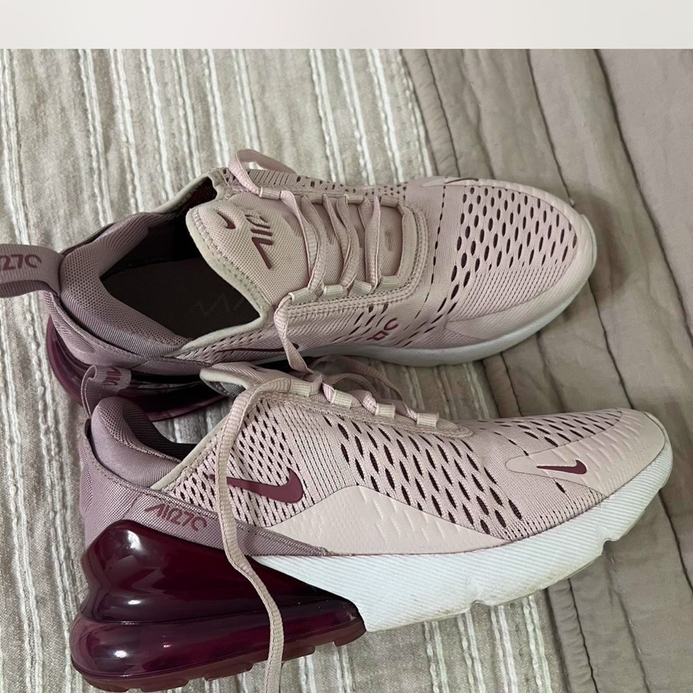 Nike Air Max 270 Women's Shoes - Plum